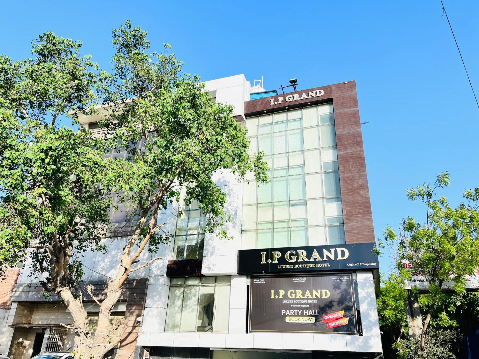 Hotel Aura Ip Grand Karkardooma Metro Station New Delhi Couple Friendly Kültér fotó